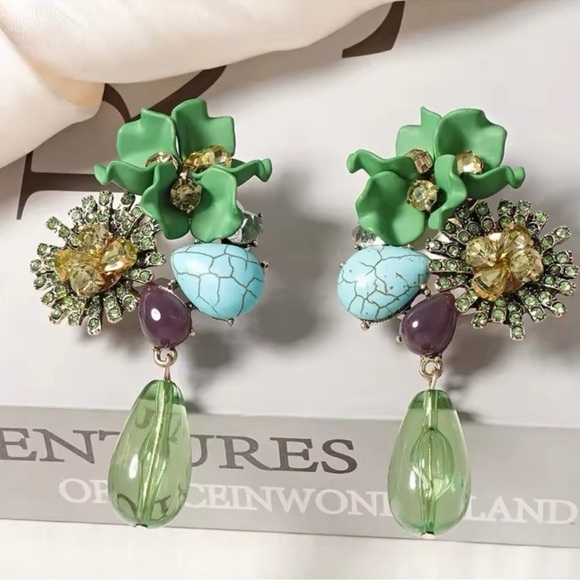 Zara Floral Green Gemstone Drop Earrings - Picture 2 of 4